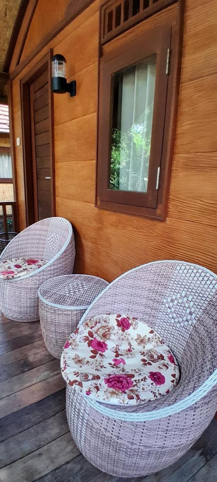 Bidara Cottage Labuhan Pandan Екстериор снимка